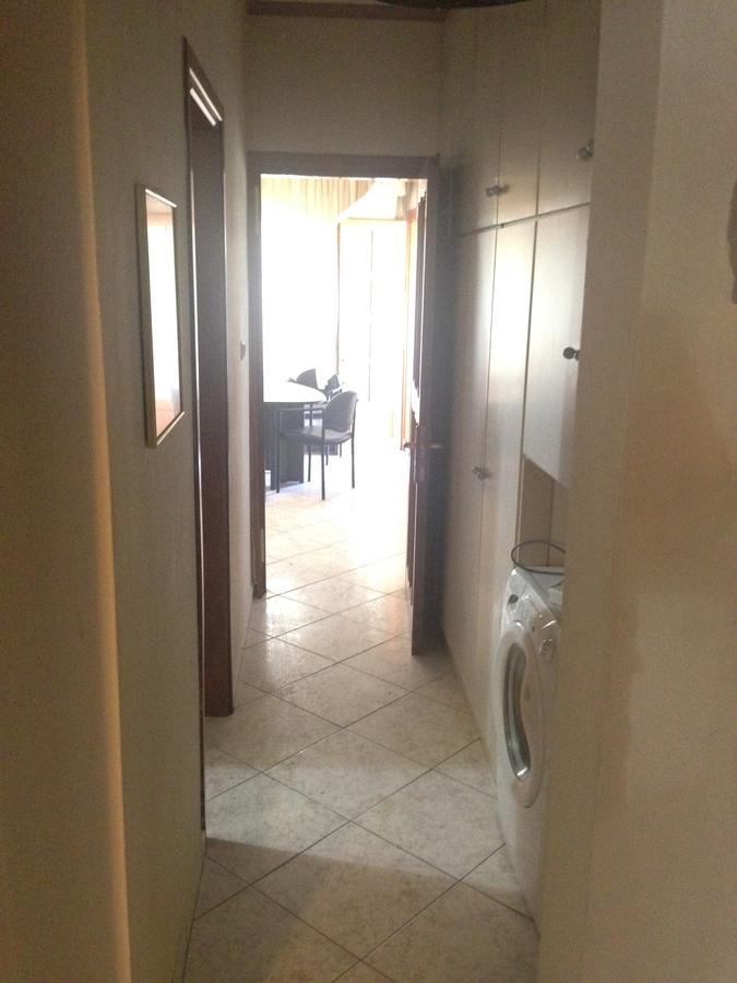Nea Peramos Large Apartment Near The Beach ภายนอก รูปภาพ